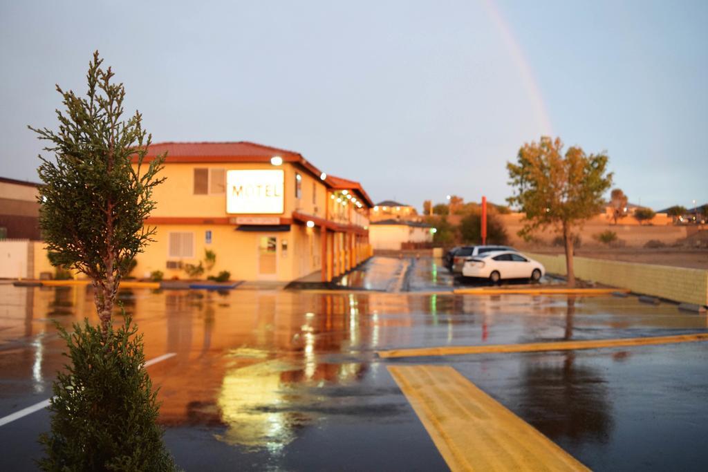 Mojave Inn Victorville Exterior foto